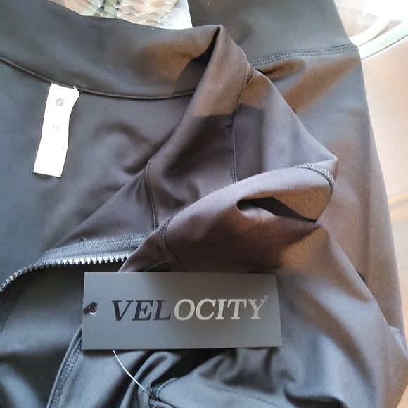 Velocity Ladies Black Activewear Jacket - Picture 10 of 10